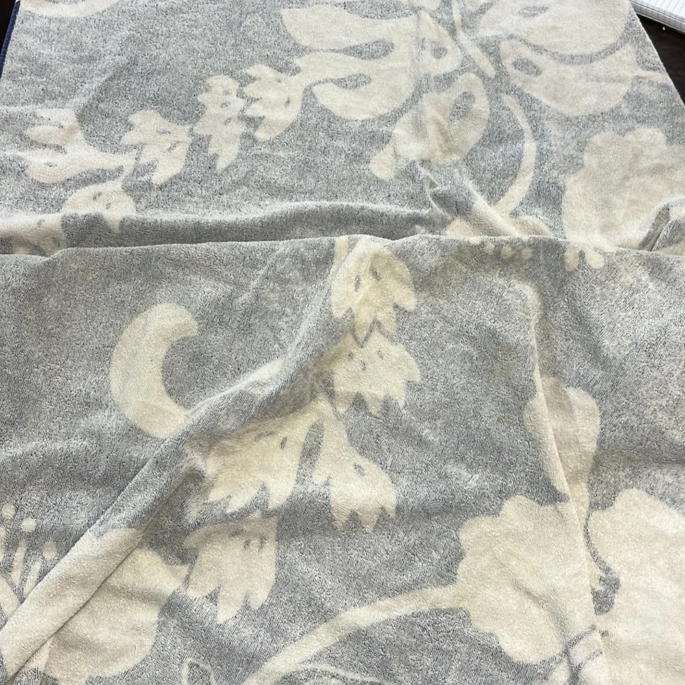 Vintage large floral